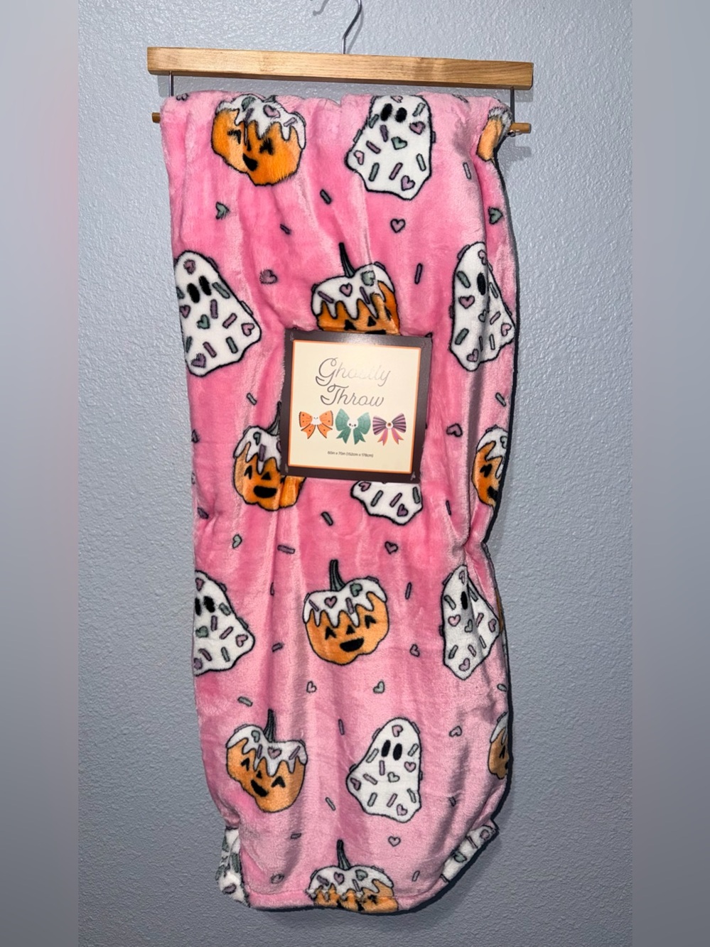 Ghostly Throw Blanket Halloween Pink Pumpkins Ghosts